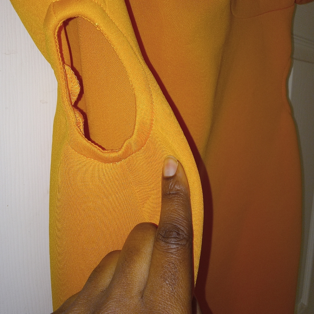 Dress - Picture 4 of 8